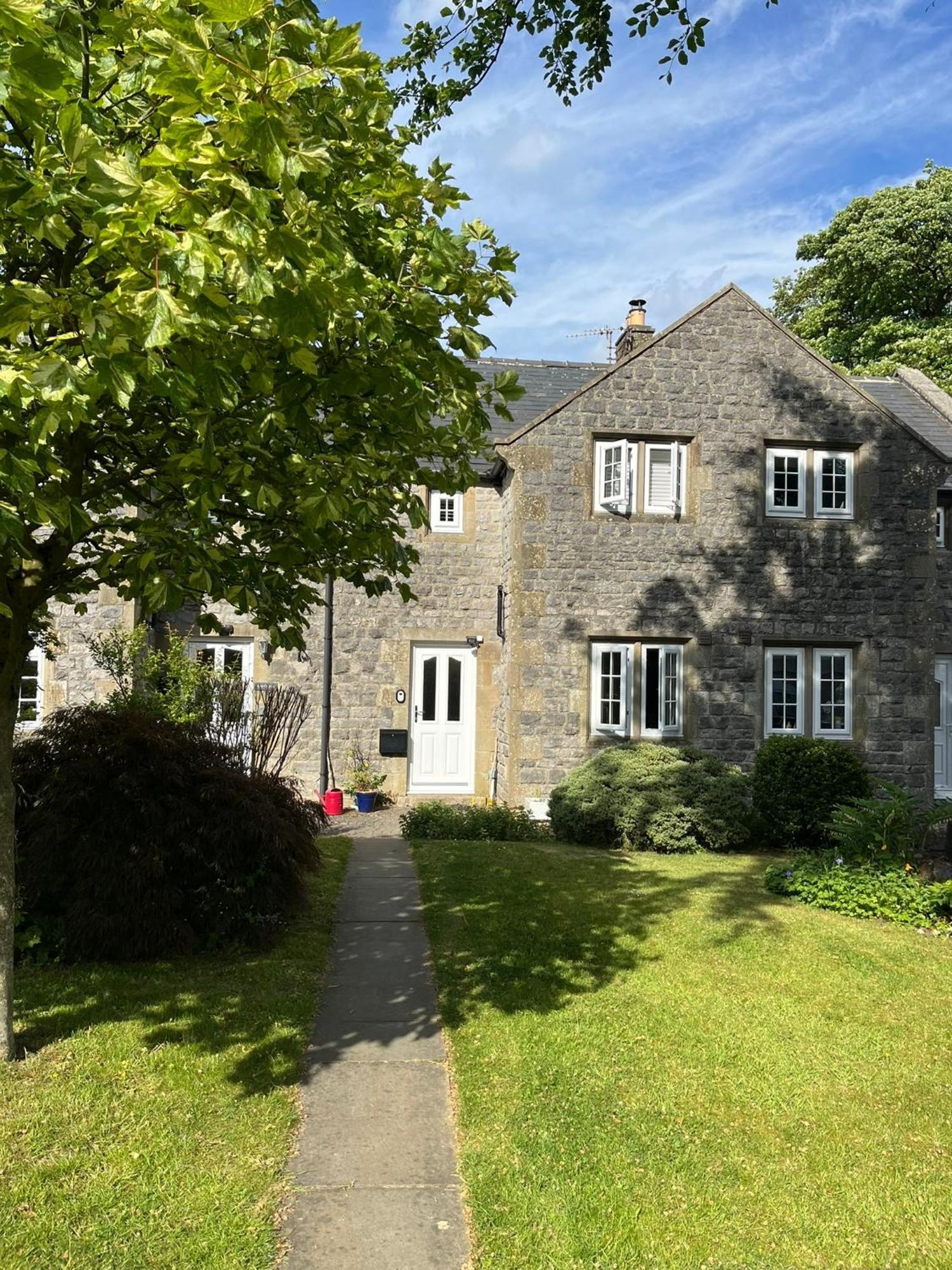 Cathedral View Villa Tideswell Exterior photo